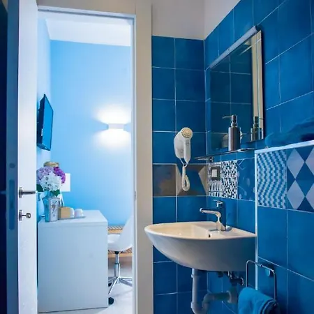 Rosy ゲストハウス